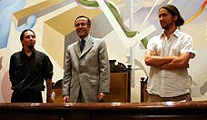 20071121220358-fech.jpg